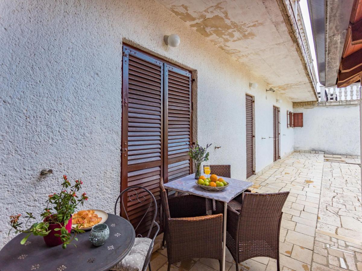 Apartment Tireli - Prc143 By Interhome Porec Exterior photo